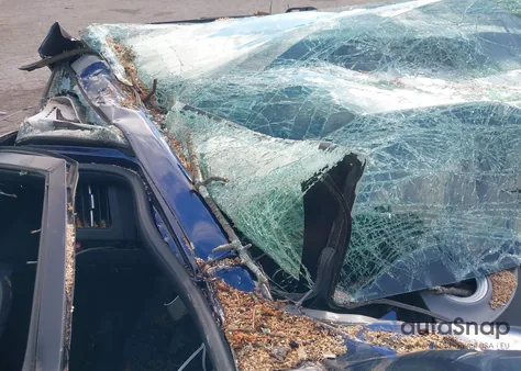 2013 Toyota Prius Four z USA, uszkodzony, nr VIN JTDKN3DUXD1703601